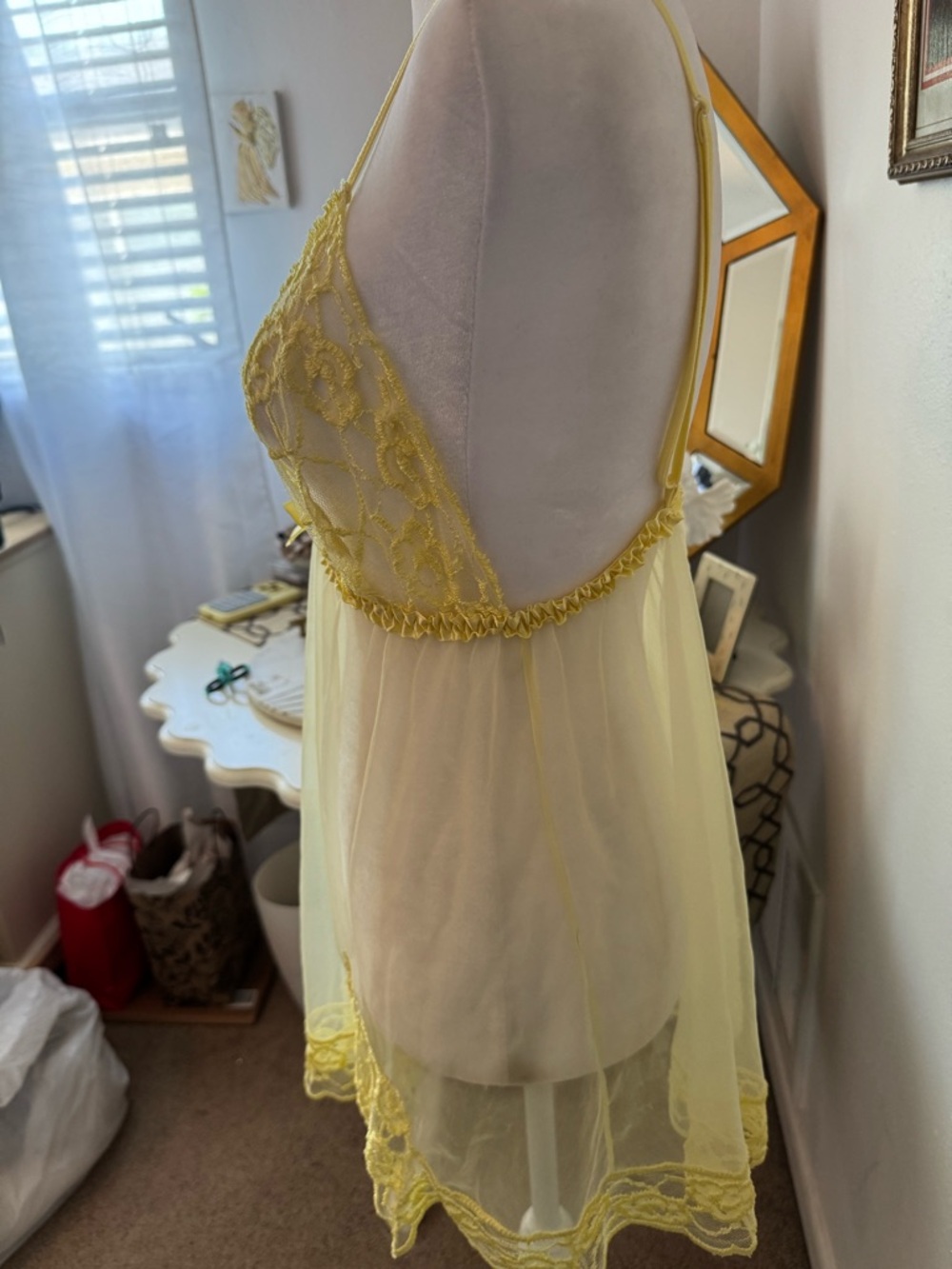 Fredrick’s of Hollywood Yellow Lace Sheer Babydoll Chemise - Women's Intimates - Picture 6 of 9